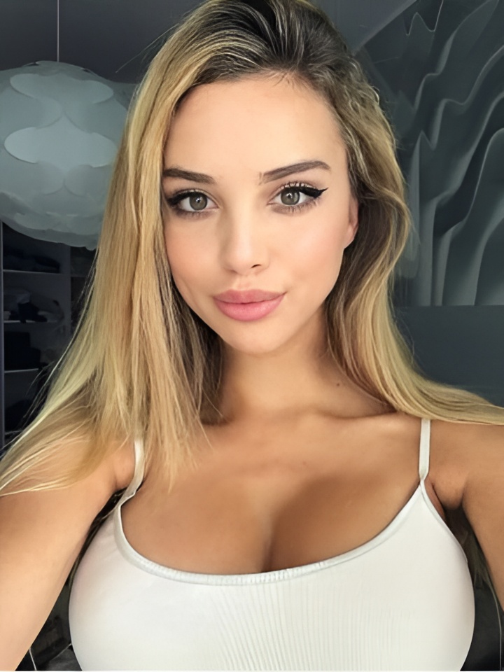 Майя привлекальеная девушка из Краснотурьинск цена от 5000 руб