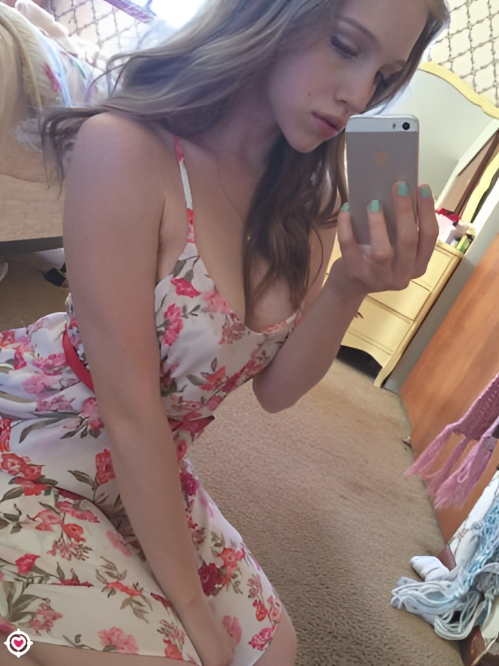 Зоя привлекальеная девушка из Краснотурьинск цена от 10000 руб