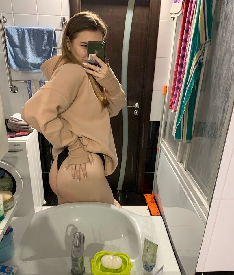 Дашка привлекальеная девушка из Краснотурьинск цена от 4000 руб