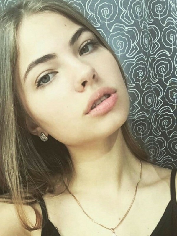 Кристина привлекательная девушка из Краснотурьинск цена от 3500 руб