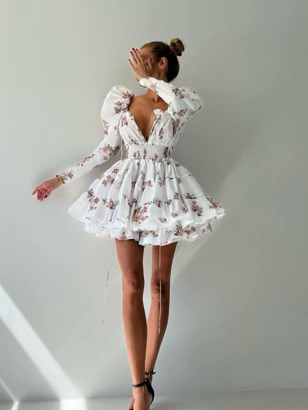 Юля привлекательная девушка из Краснотурьинск цена от 8000 руб